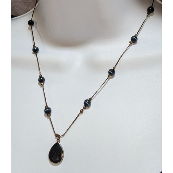 Black Beaded Pendant Necklace - Picture 4 of 4